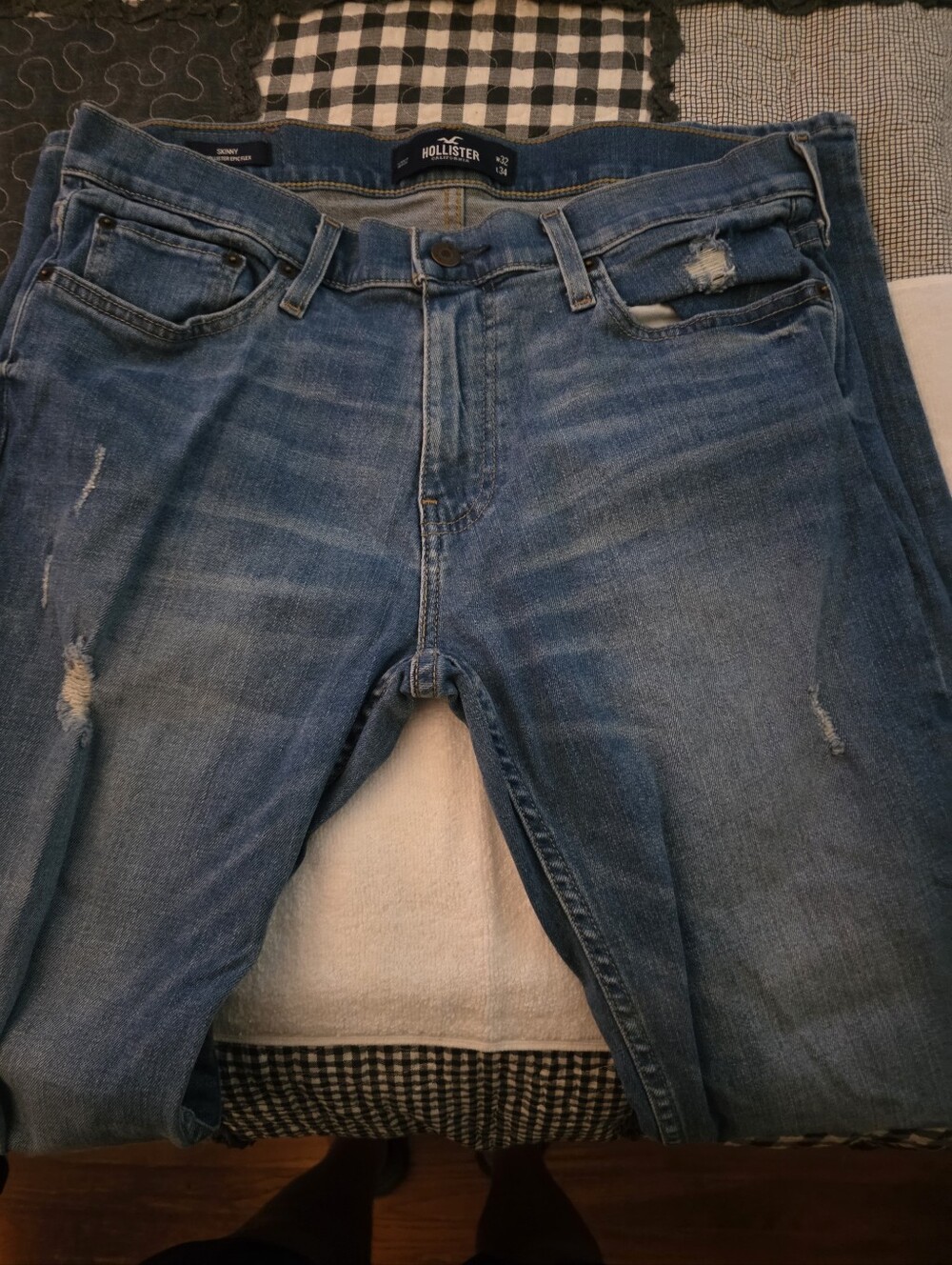 Hollister Men's Medium Blue Slim Straight Jeans